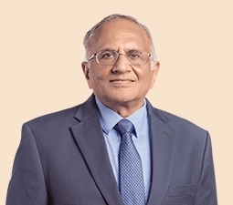 Portrait of Hari L. Mundra, Independent Director at ICICI Bank, dressed in a blue suit and tie, reflecting his professionalism and leadership role within the organization.